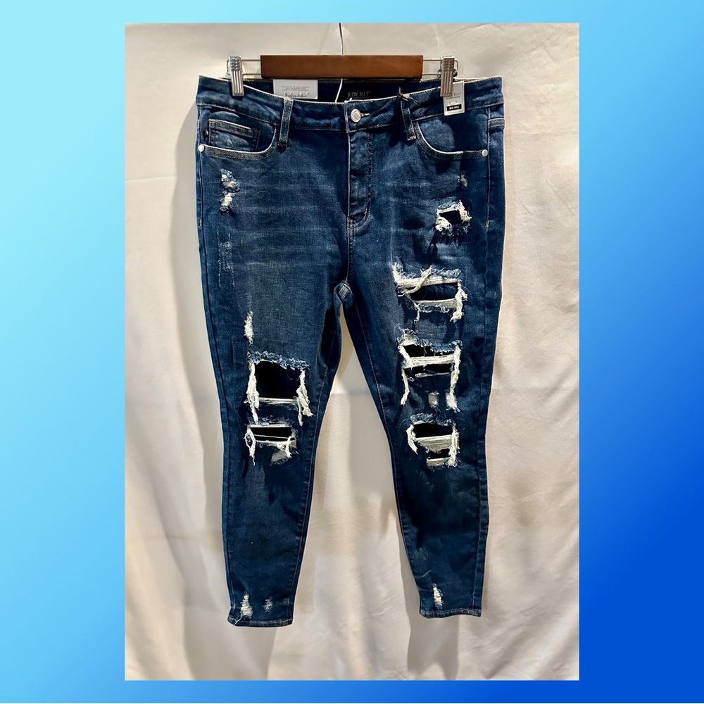 Judy Blue Jeans Womens Size 15/32 Skinny Fit Distressed Ripped Stretch Raw Hem